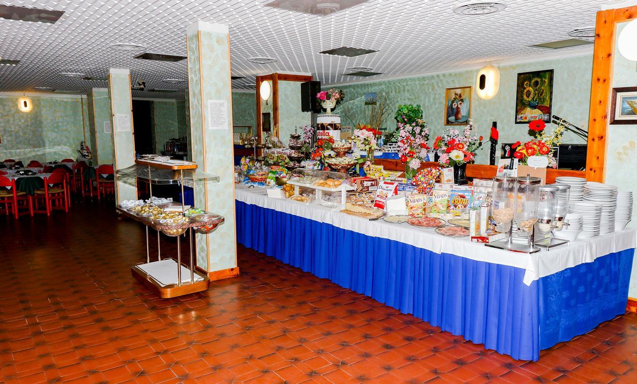 Hotel Cristallo Ріоло-Терме Екстер'єр фото